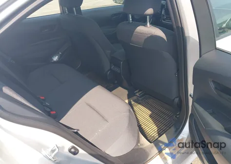 2025 Toyota Corolla Le z USA, uszkodzony, nr VIN 5YFB4MDE2SP234045